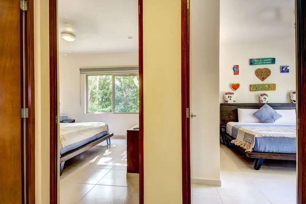Peggy 2 BDRM apt sleeps 4 balcony