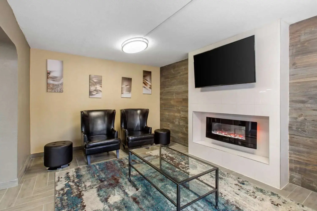 Econo Lodge Coliseum Area