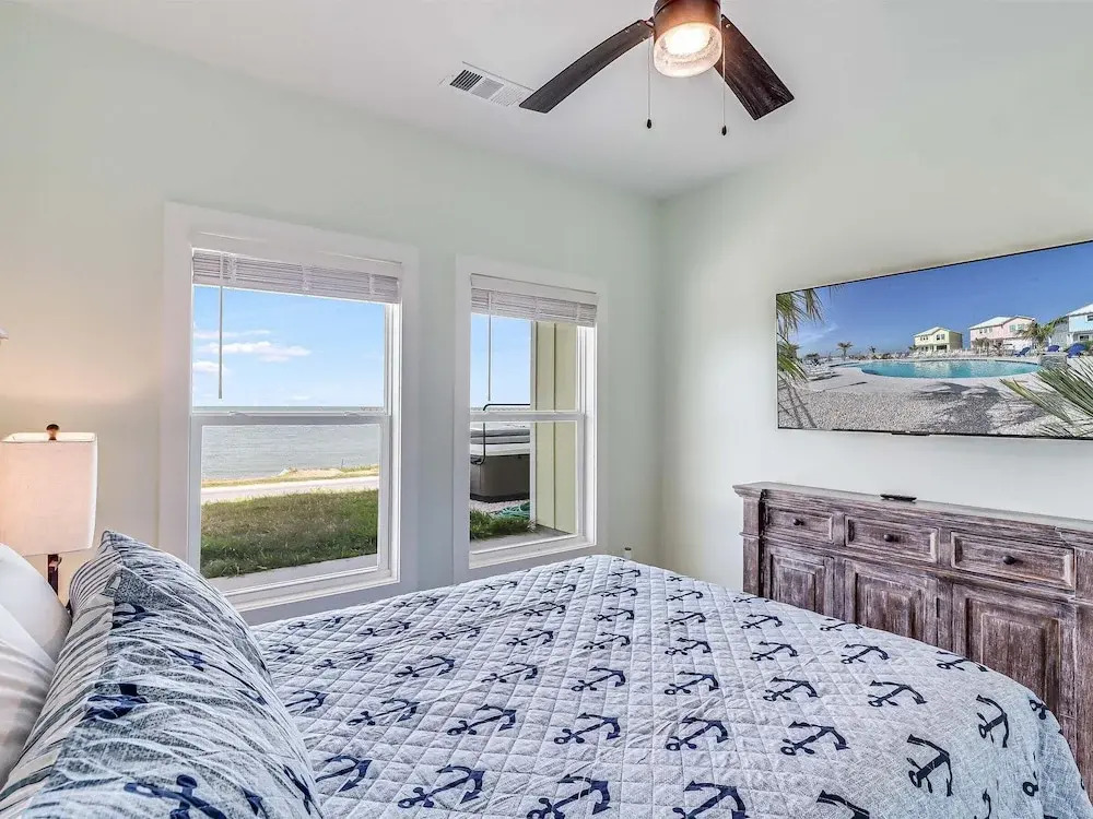 Bliss On The Bay Sp163167 6 Bedroom Home