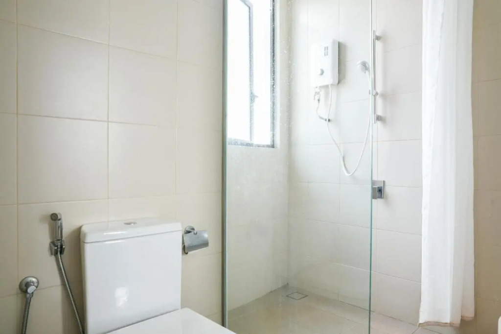 Q Suite at i-City 2Br FREE PARKING WIFI NETFLIX