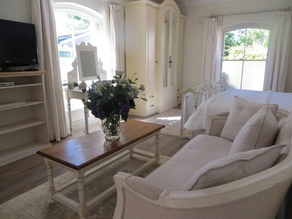 Constantia Valley Lodge