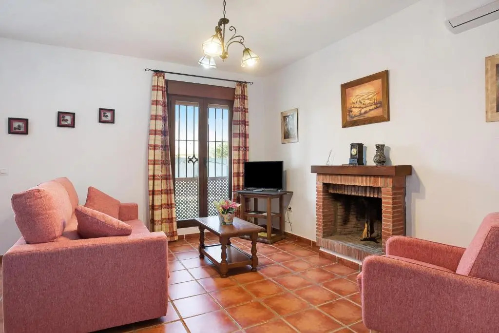 Casa Villanueva 1 -sólo Familias