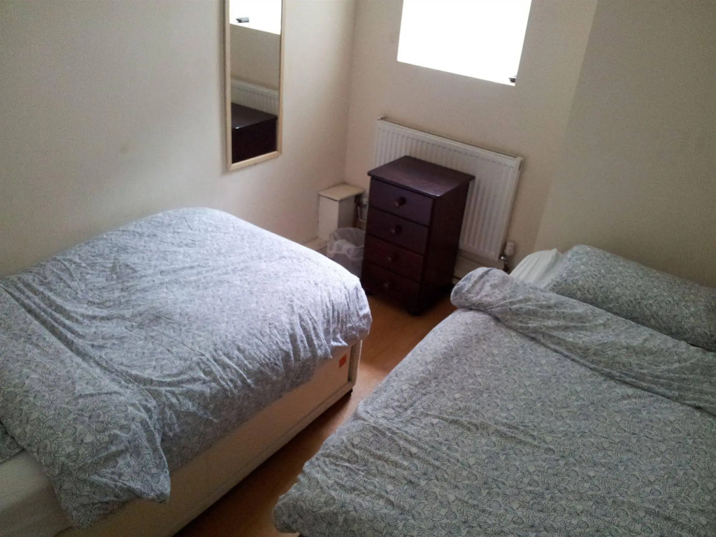 Ten Streets Bed & Breakfast