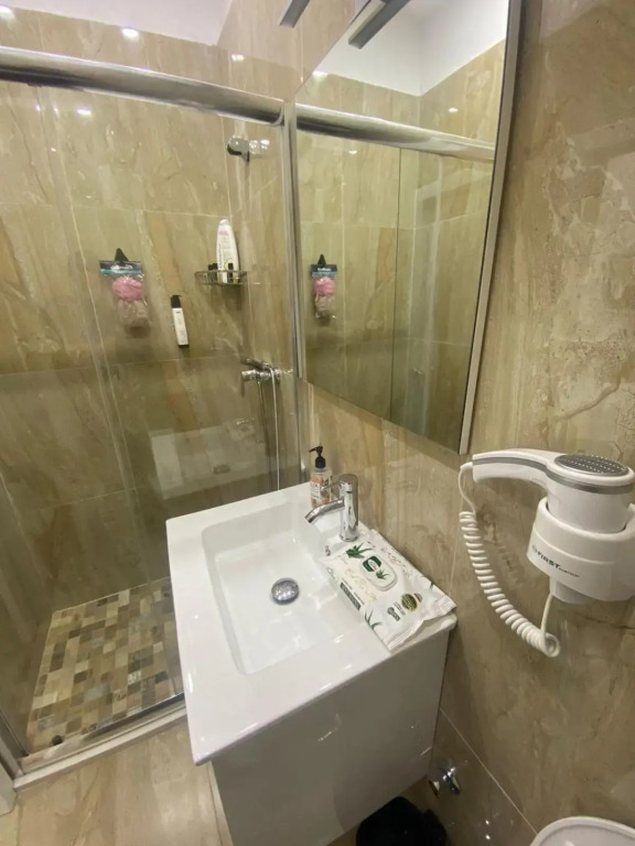 Apartament me qera ditore