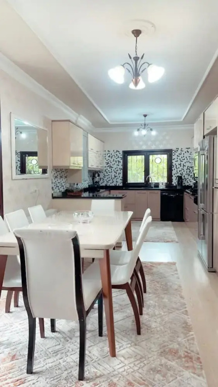 Serene Luxury Villa with Private Pool in Yalova