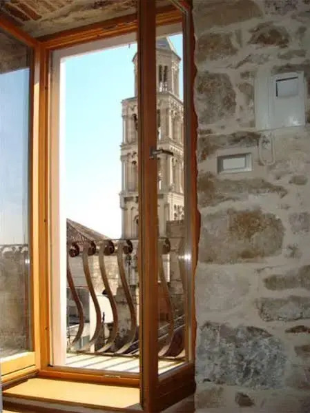 Diocletian Apartments & Rooms