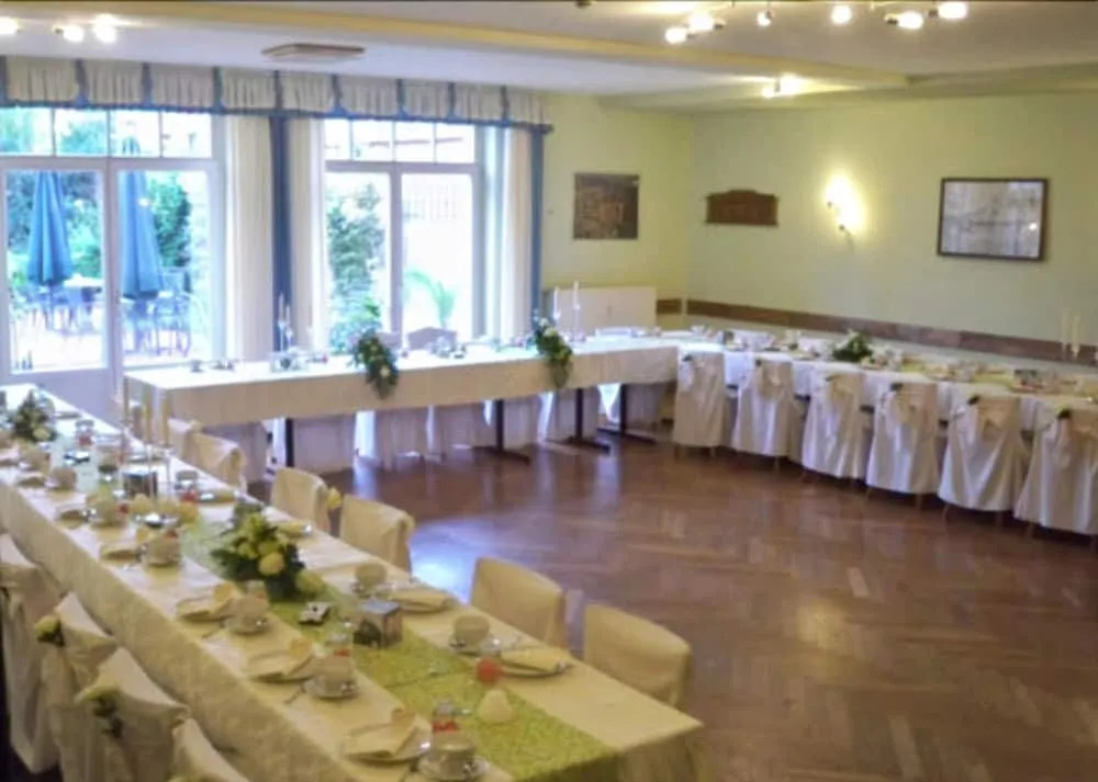 Hotel am Rathaus Adii