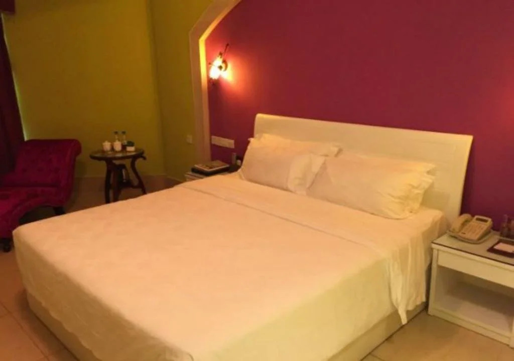 Longquan Hotel