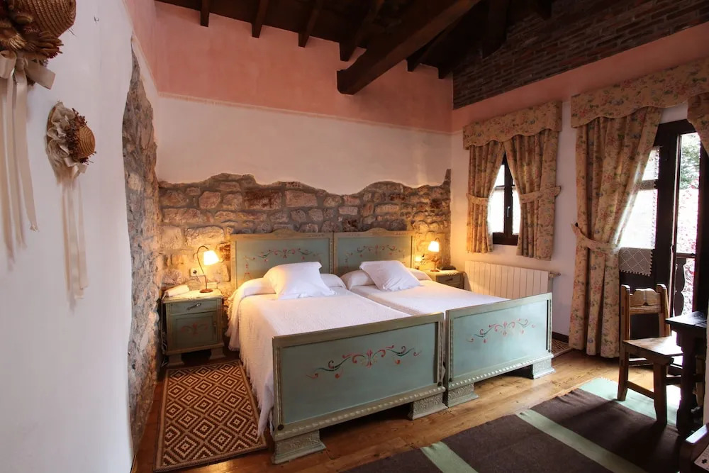 Hotel Casona D'Alevia