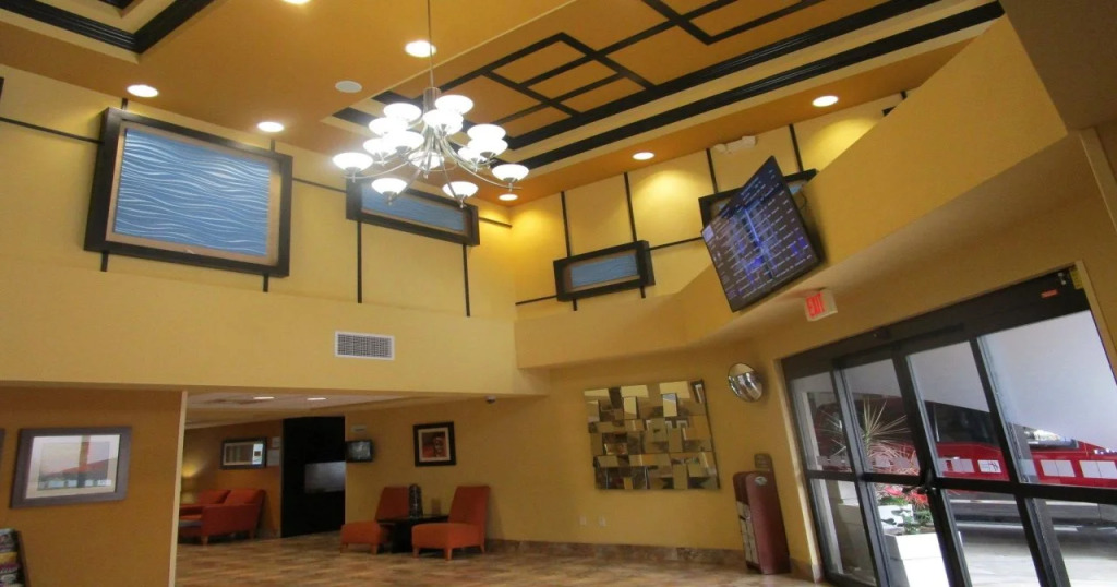 Holiday Inn Express and Suites Fort Lauderdale Airport West by IHG