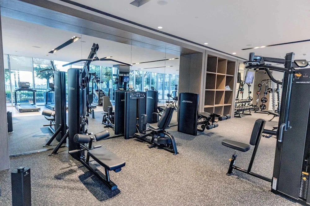 One Lux Stay Grande Signature Residences