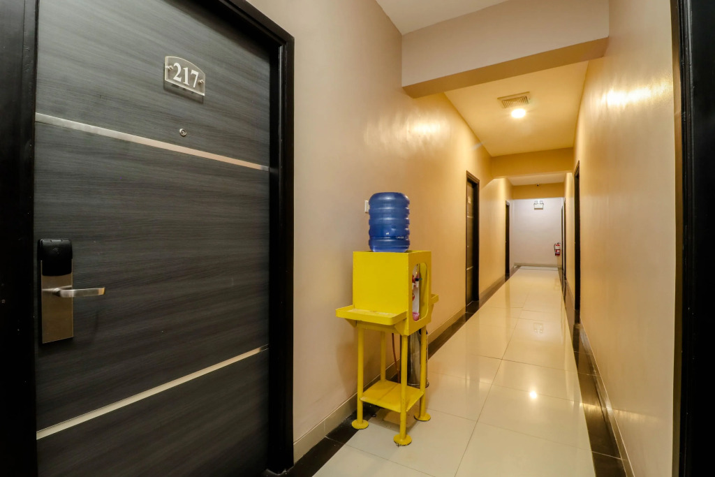 Blitz Hotel Batam Near Sultan Mahmud Riayat Shah
