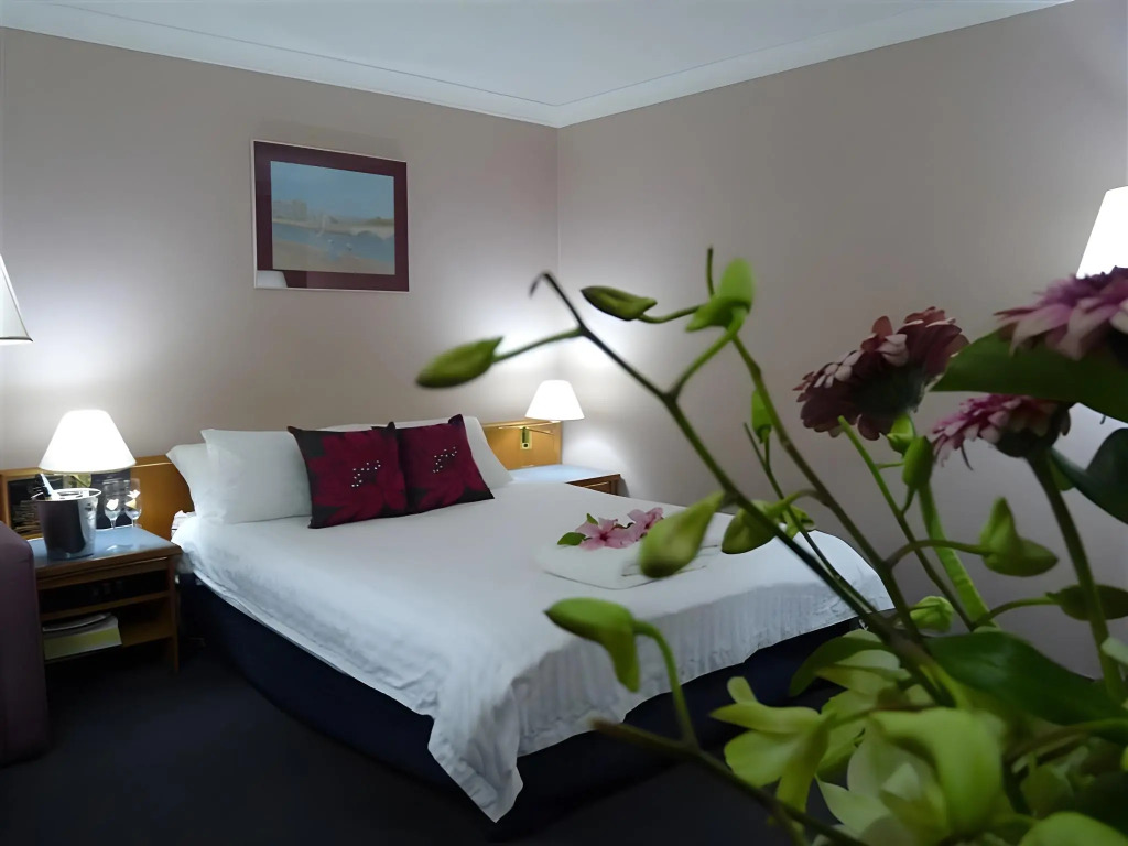 Tea Gardens Motel