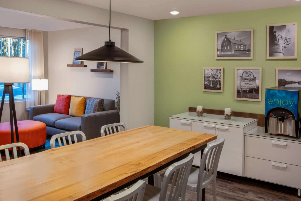 Wood Spring Suites Washington DC East Arena Drive