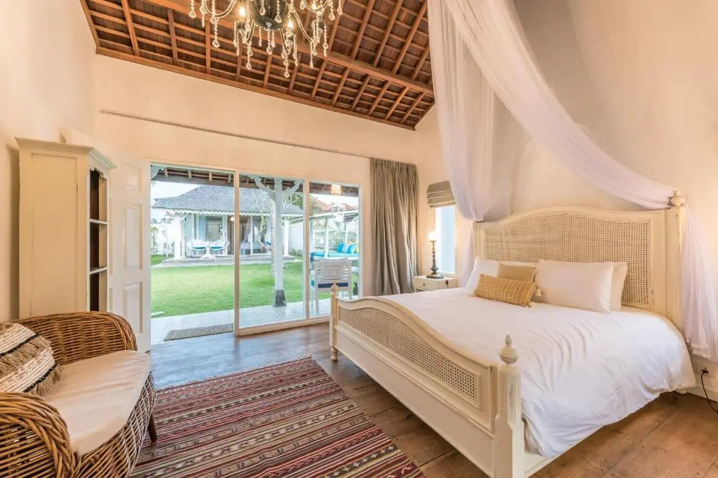Sol Lila Bali
