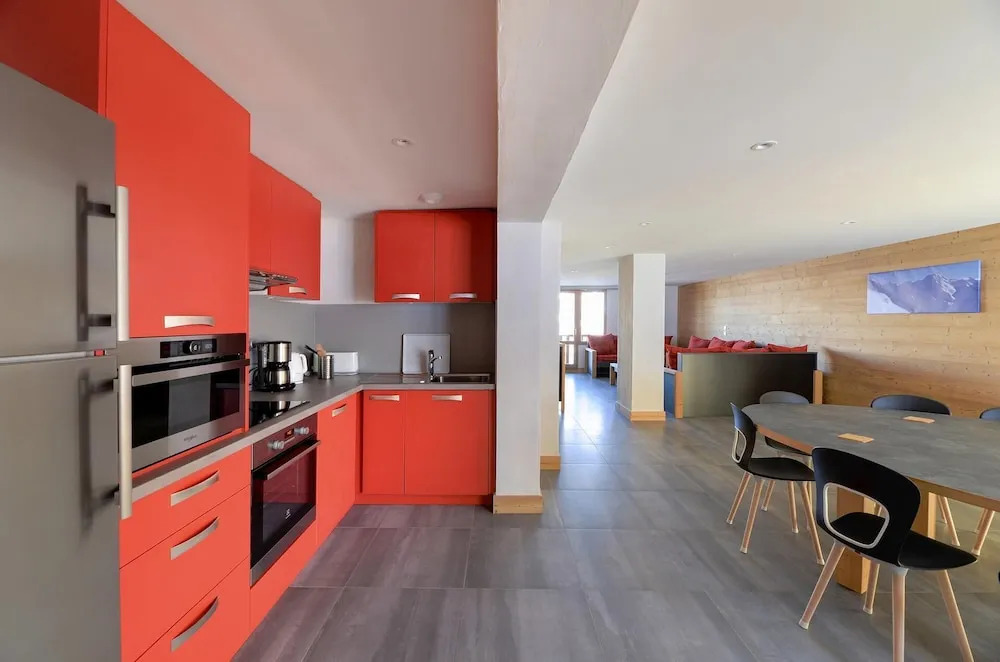 Residence LES Coches Flat in a Family Resort at the Bottom of the Slopes Bac303