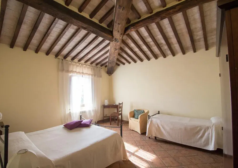 Cottage in Tuscany With Private Pool & Wine