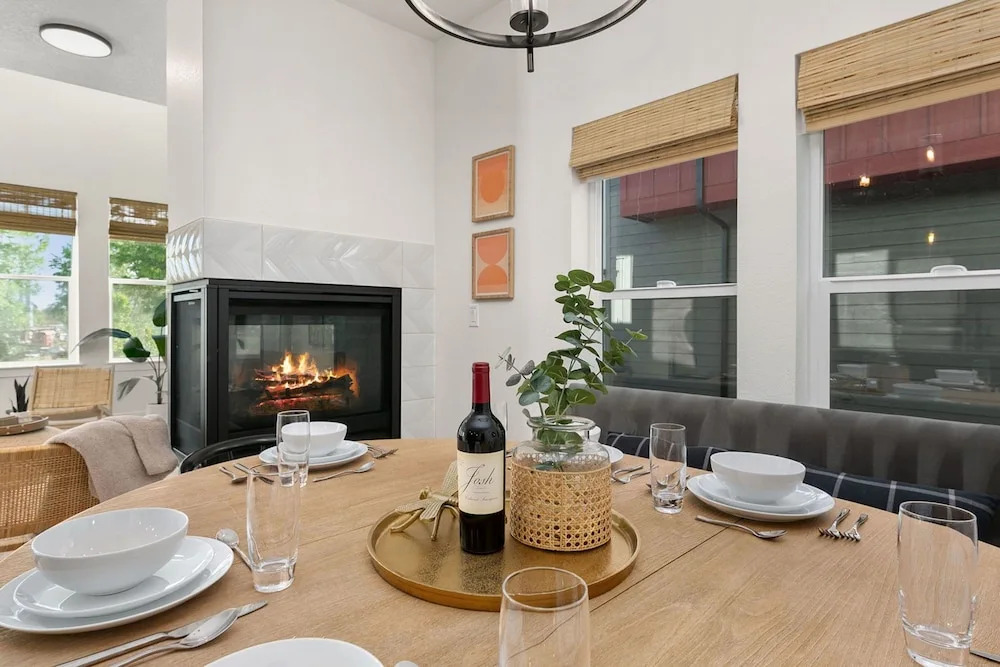 Coastal Chic Home near New Belgium & Old Town FC