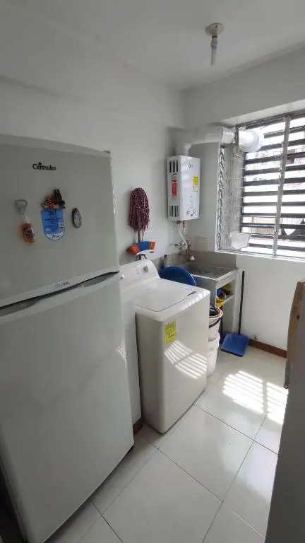 Apartamento Cómodo, Iluminado Y Central En Manizales