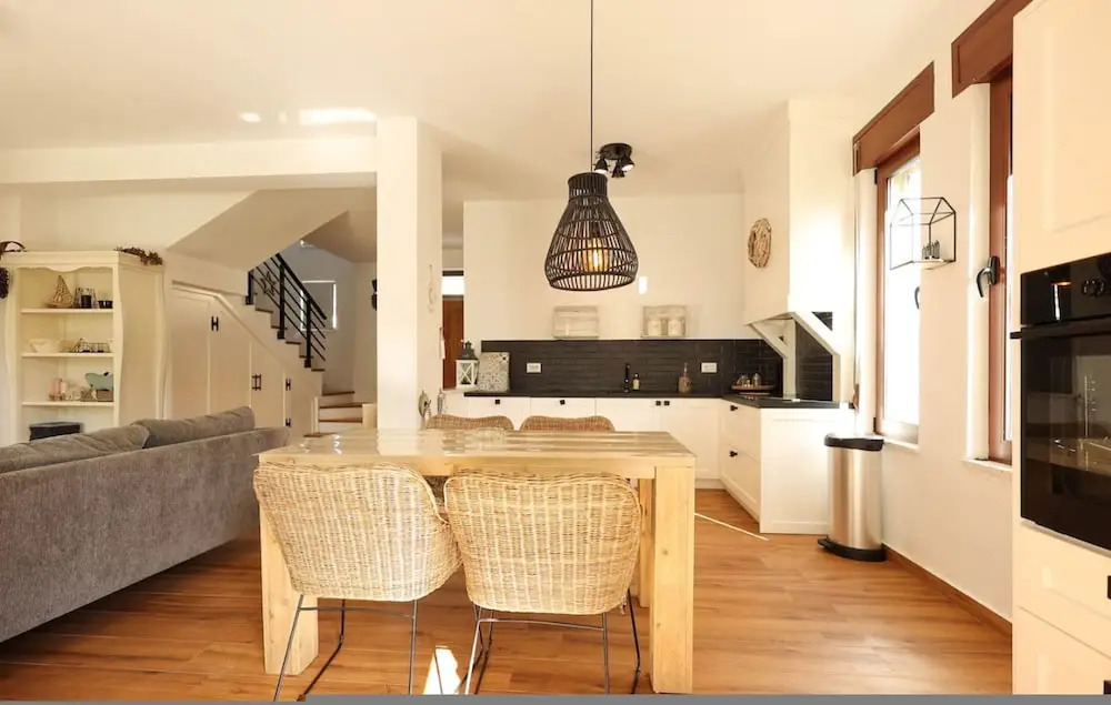 Perla Vacation Rentals
