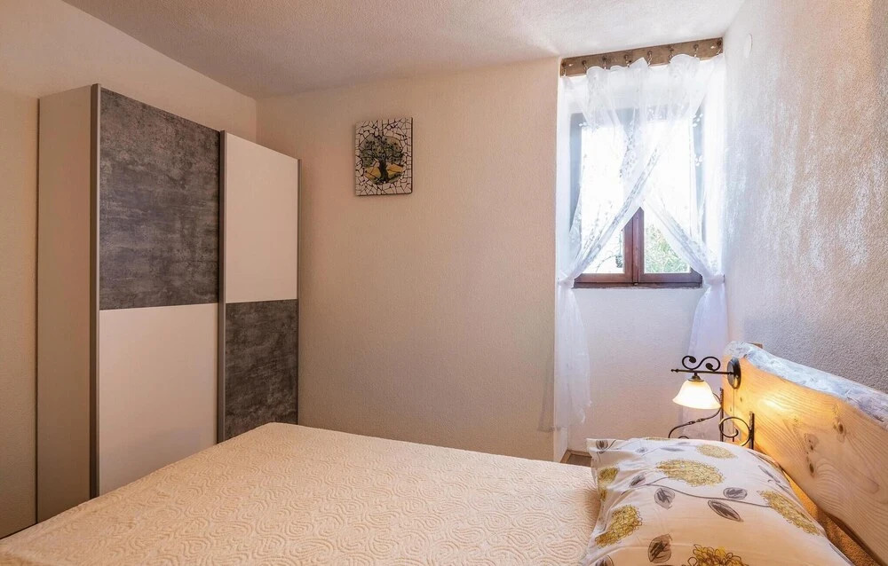 Awesome Home in Rakalj With Wifi and 4 Bedrooms
