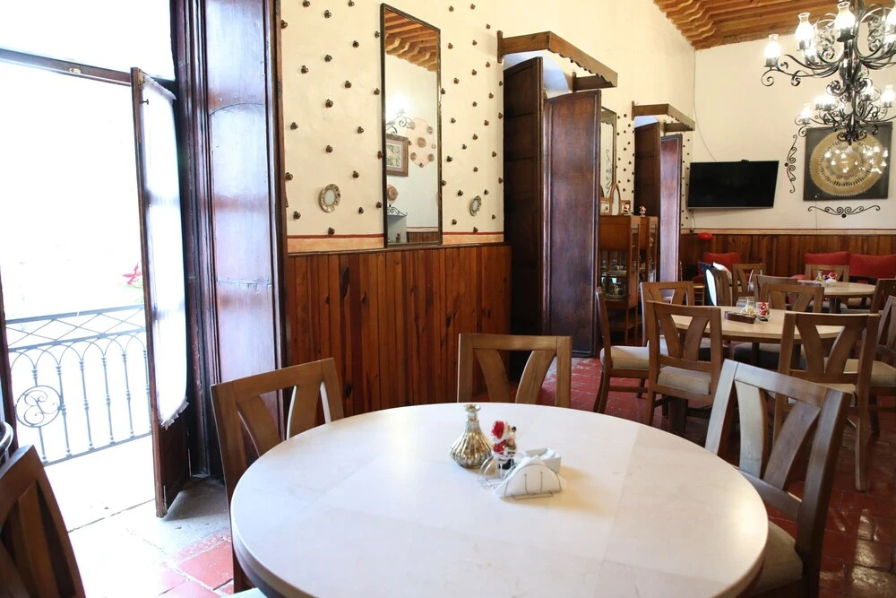 HOTEL CASA BAEZ