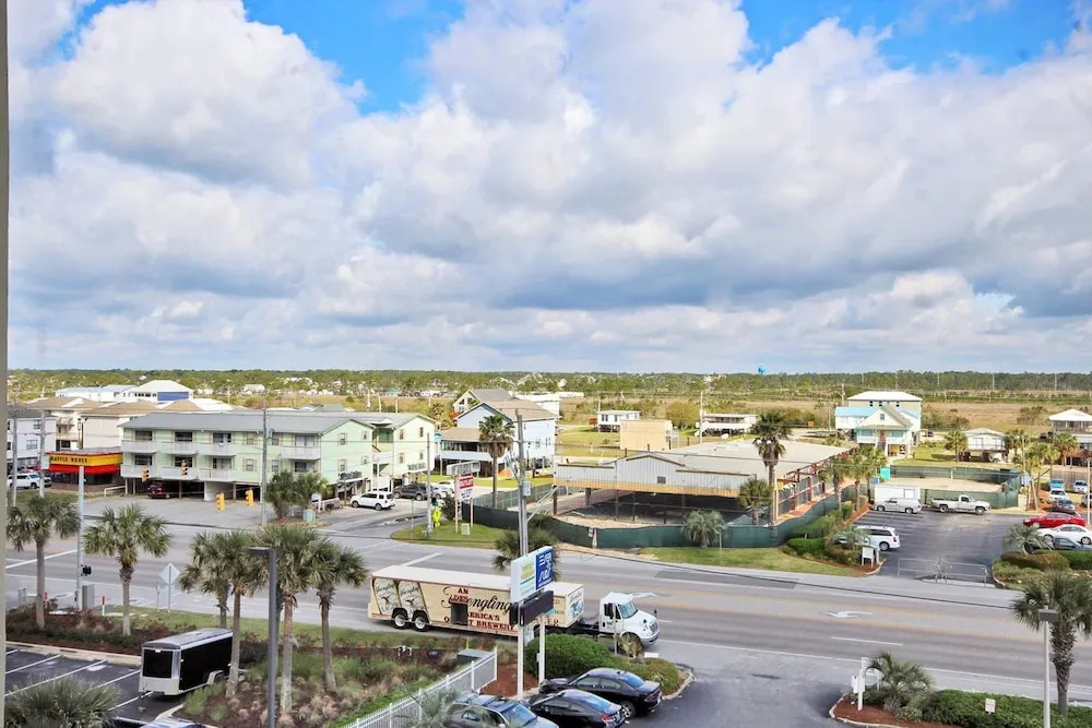 Boardwalk 485