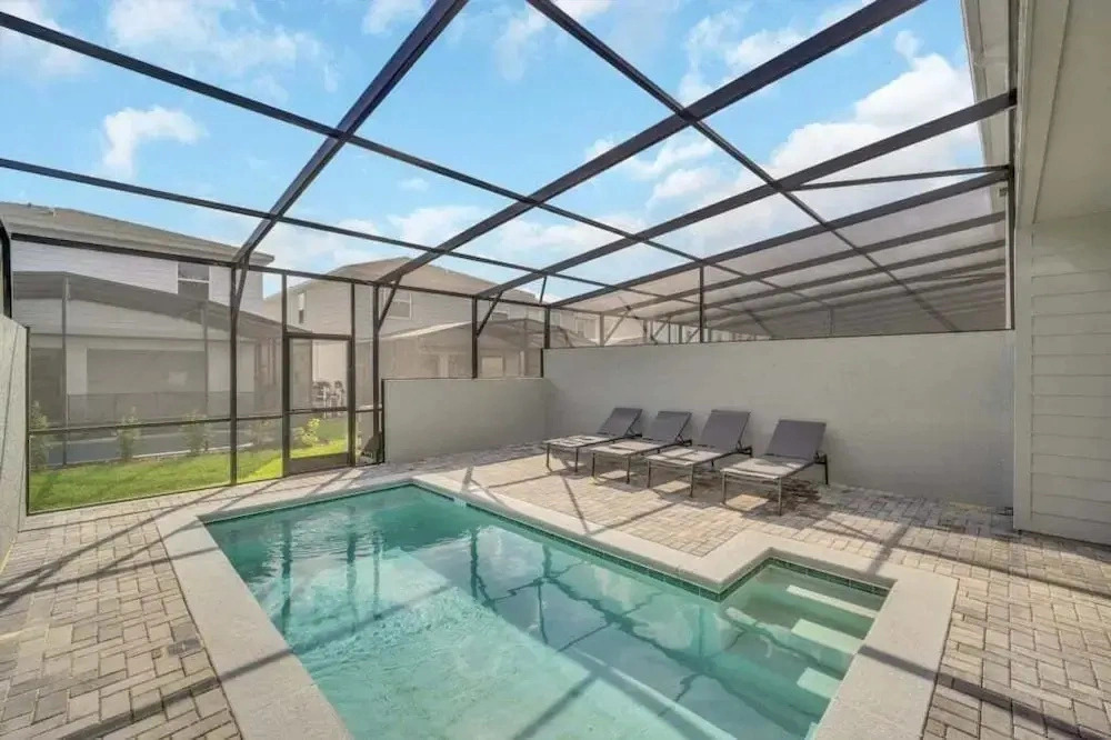 5 Bedroom Townhome With Private Splash Pool! 5 Townhouse