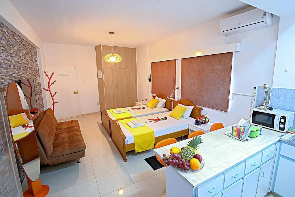 Pieris Apartments