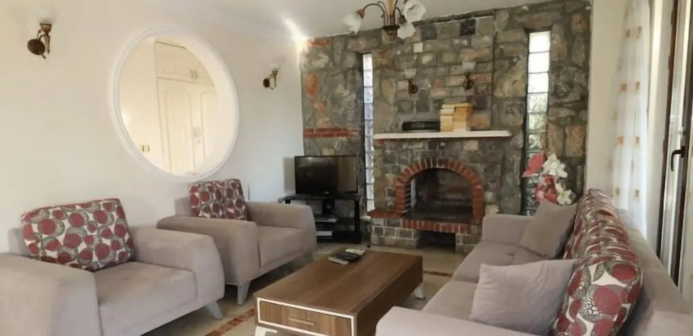 Villa XT15 by JoyLettings