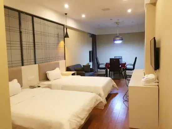 7. Lavender Hotel (Shangrao Jiangnan Trade City High Speed Railway Station Store)