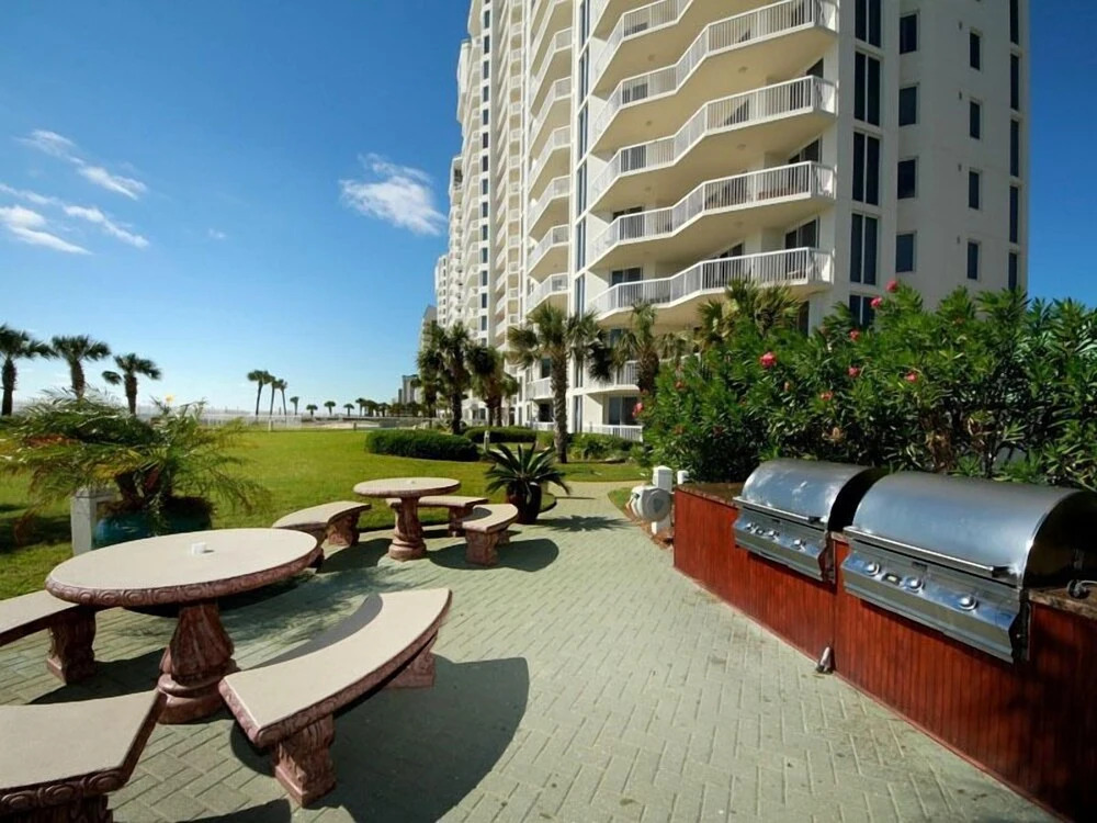 Silver Beach Towers #1404w