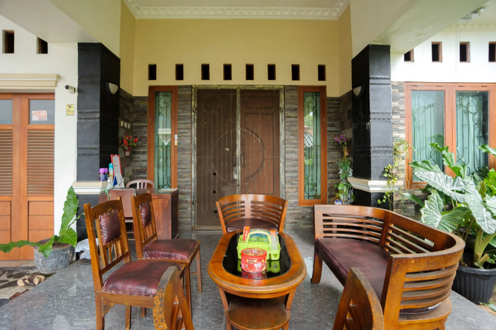 RedDoorz Syariah near RS Advent Bandar Lampung