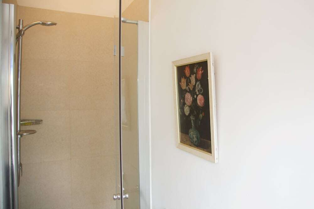 Chelsea 2-bedroom Luxury Apartment - Sleeps 6