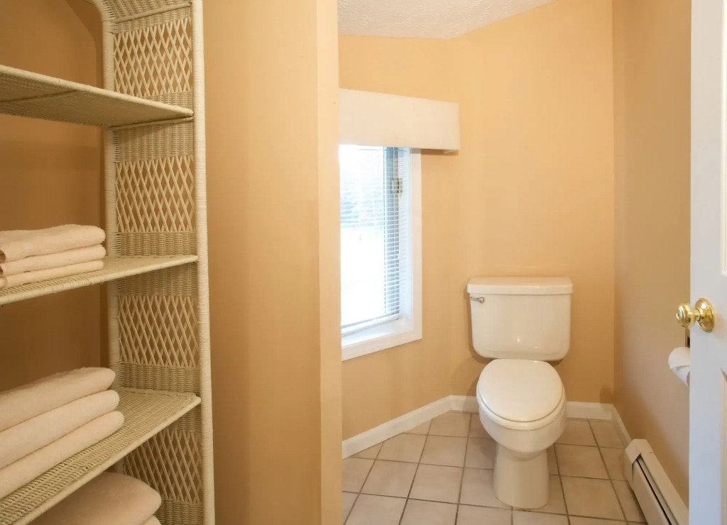 Pointes North Beachfront Hotel - 2 Person Spa Tub Studios