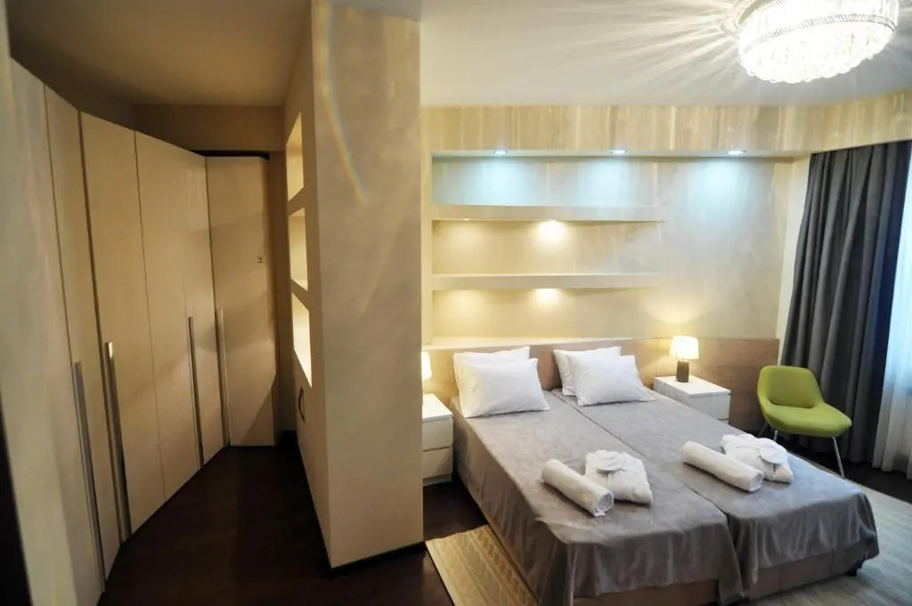 Apart Hotel #74