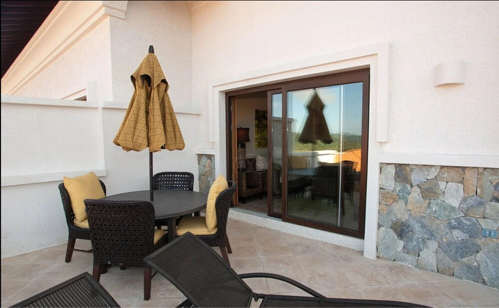 Villas in Pristine Bay