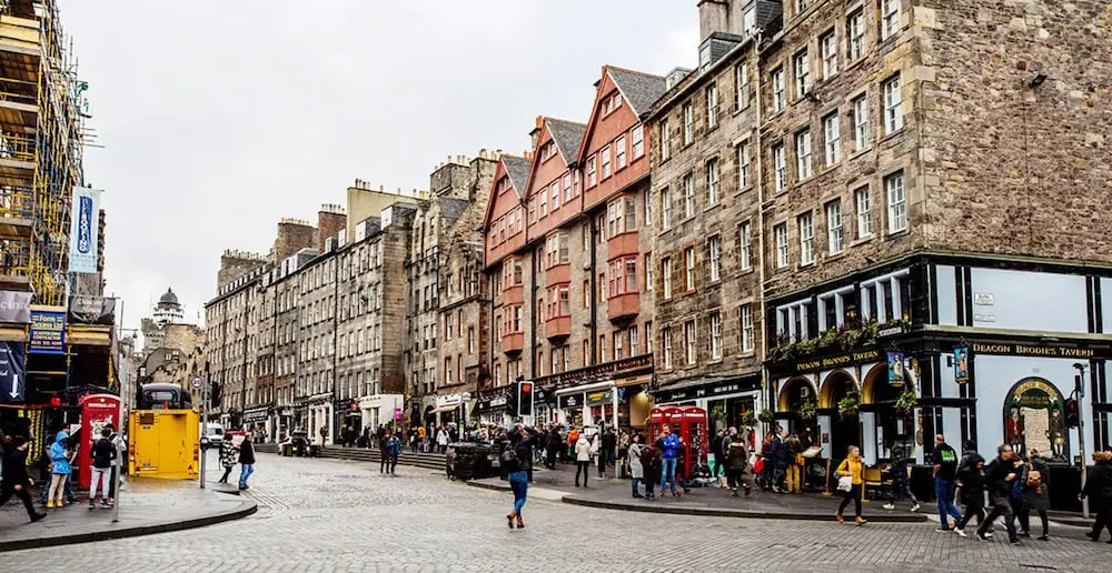 Lovely 2-bed Apartment in Old Town Edinburgh