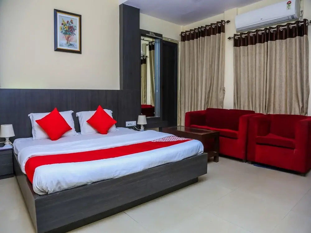 OYO 18812 Charulata The Boutiqueguest House