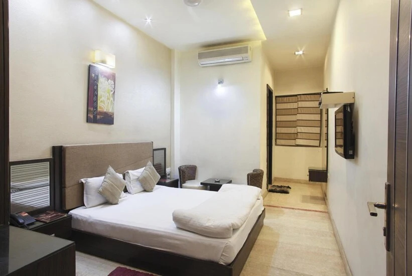 Hotel Bhawna Palace