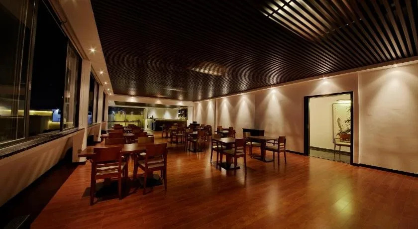 Eden Hotel