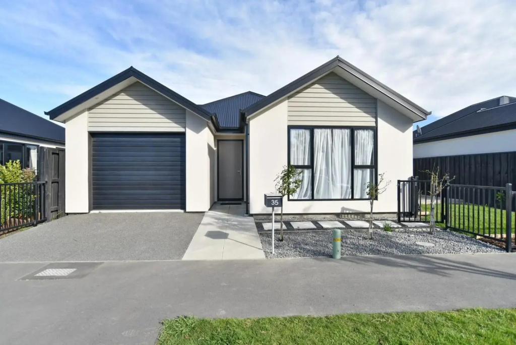 Thomas Townhouse - Christchurch Holiday Homes