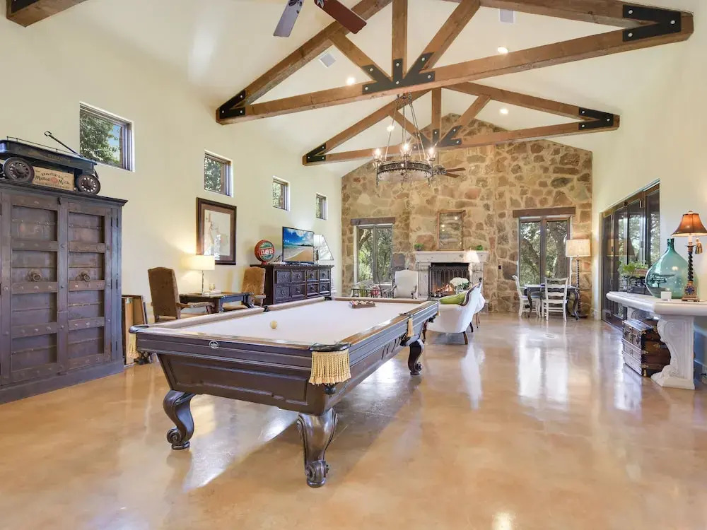 Sterns Estate #149387 4 Bedrooms 5 Bathrooms Estate