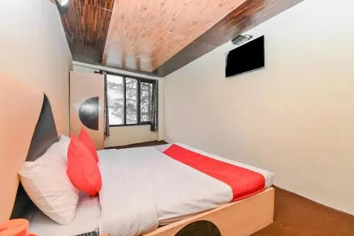 OYO 24180 Kartikey Inn Guest House
