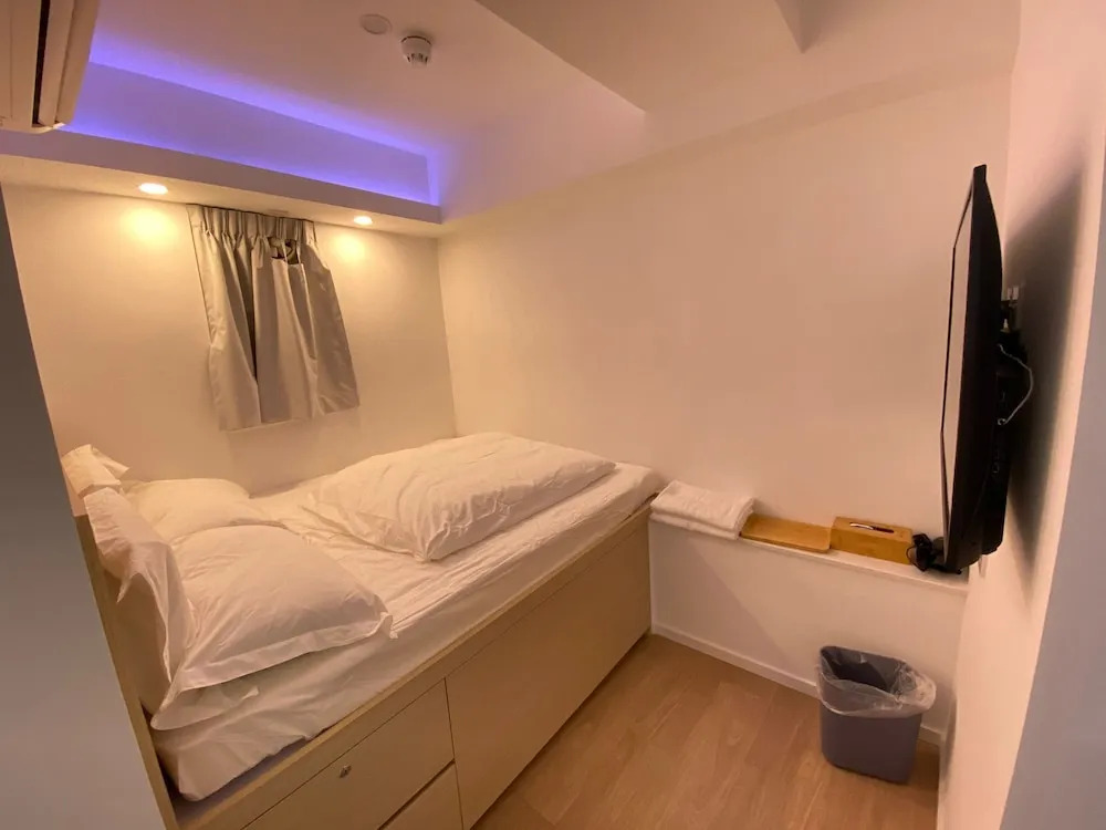T A B Hotel