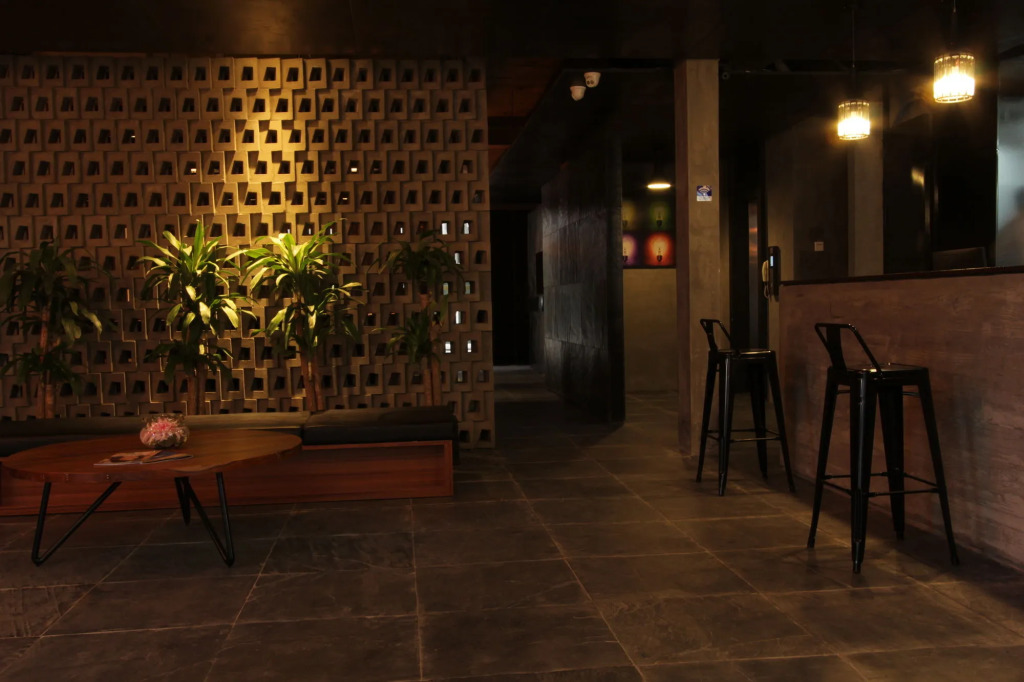 Yazhou Foryou Hotel