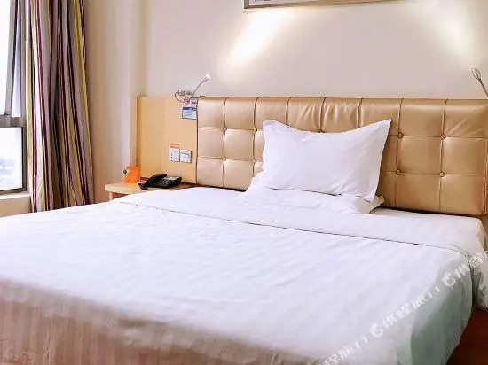 7 Days Inn (Shaoguan East Railway Station)
