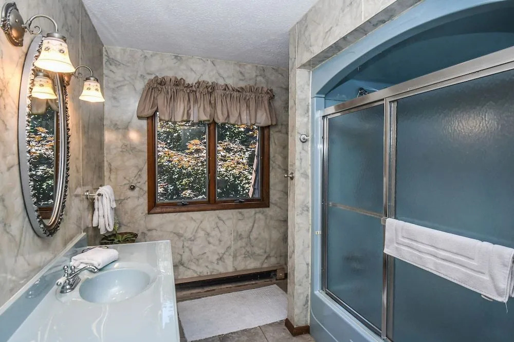 Canoe Cottage