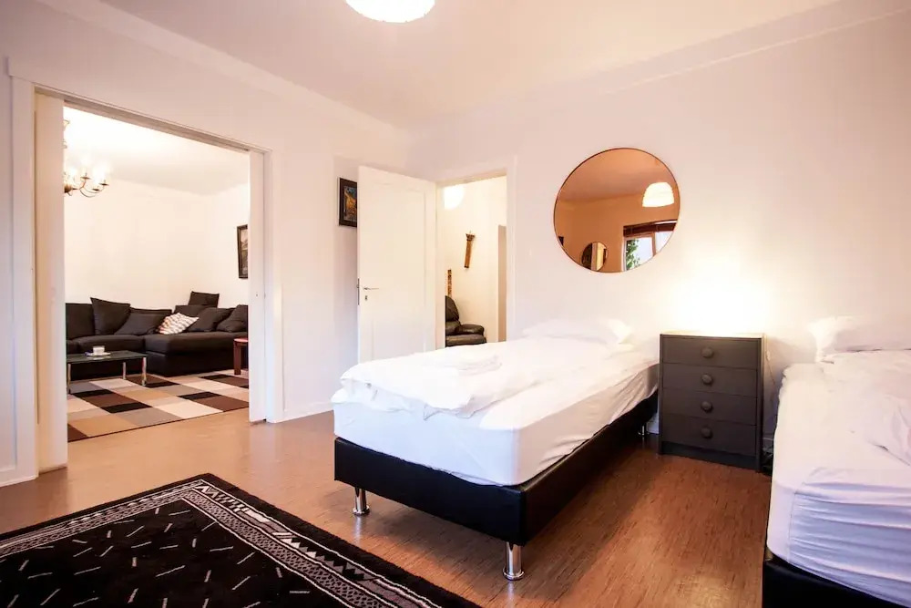 Apartment R44