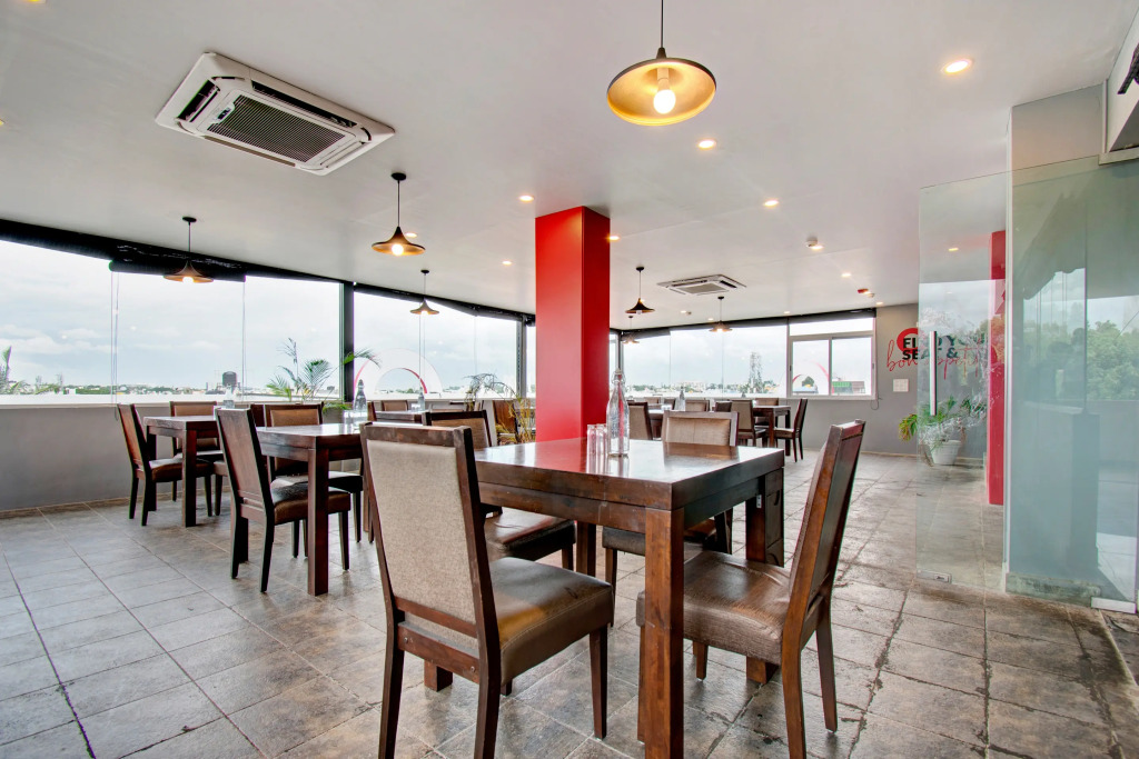 OYO Flagship 16484 Indiranagar